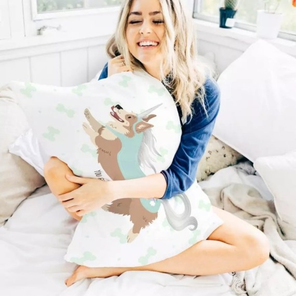 SOLD OUT! Magical Corgi Unicorn Pillowcase - Picture 2 of 6